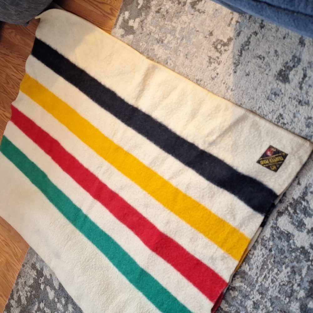 Trapper point vintage wool blanket
